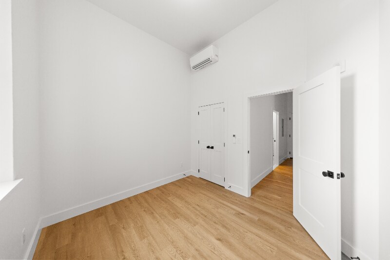 Building Photo - 101 Richmond St