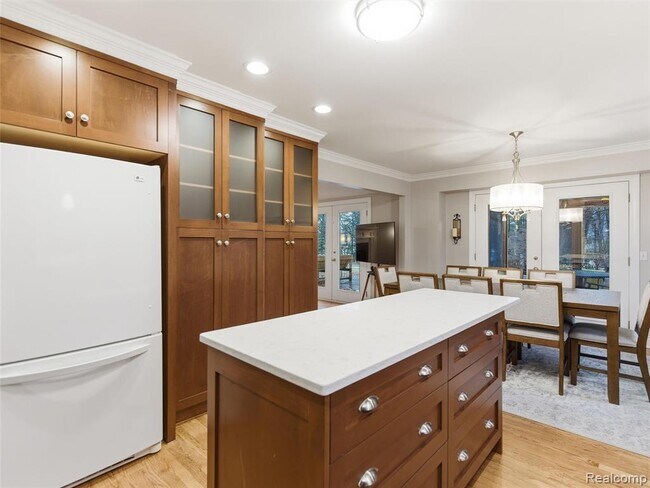 Building Photo - 4495 Maybee Rd