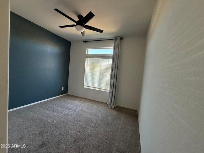 Building Photo - 1691 W Inca Dr