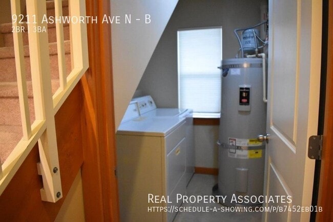 Building Photo - 9211 Ashworth Ave N