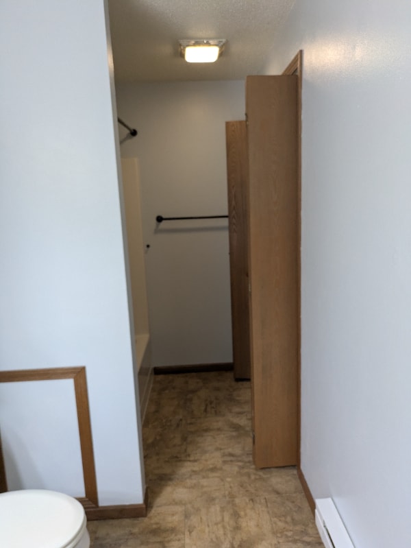 Building Photo - 307 13th Ct