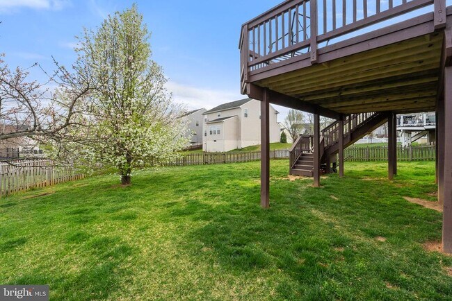 Building Photo - 9 Eisentown Drive