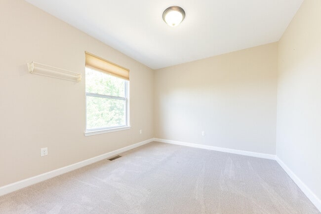 Building Photo - 51344 E Bourne Terrace