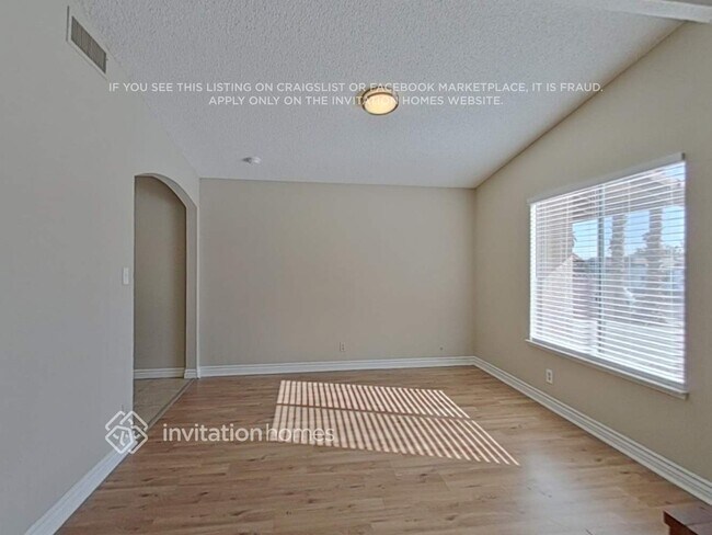 Building Photo - 4044 Venita Ct