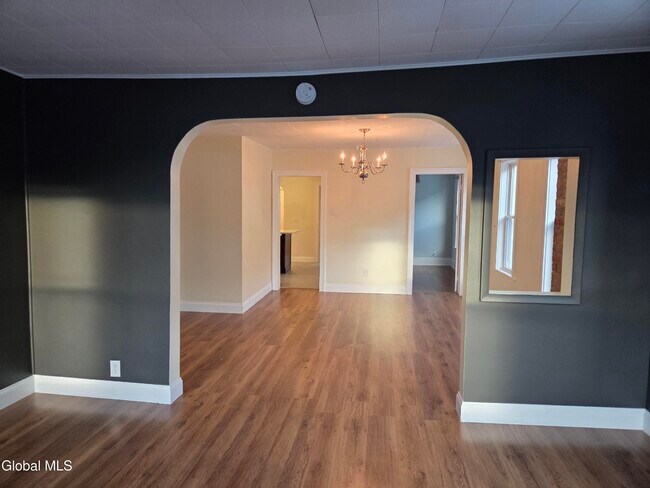 Building Photo - 669 Pawling Ave