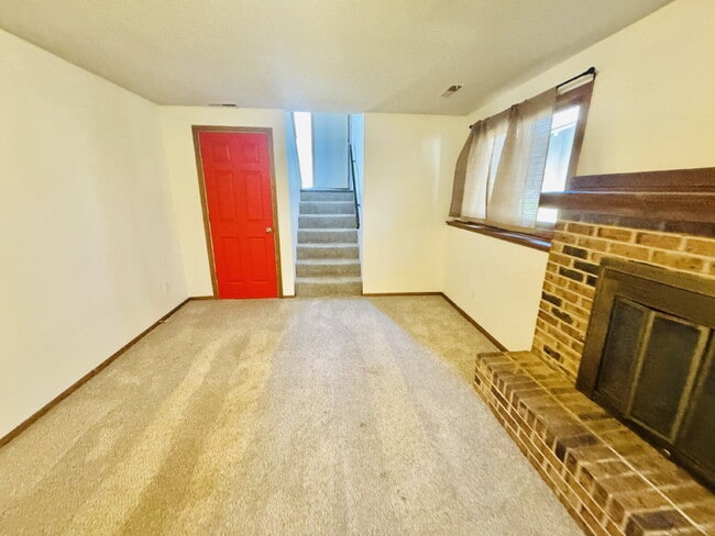 Building Photo - 14600 Hampshire Pl