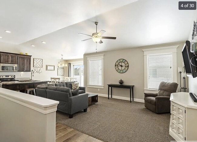 Building Photo - 5196 Ryanne Way