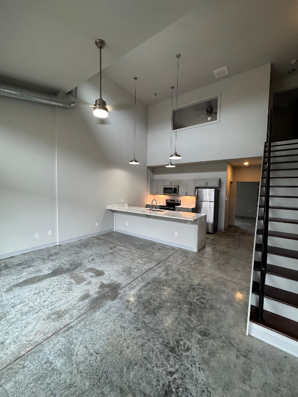 Building Photo - 3844 Dylan Pl