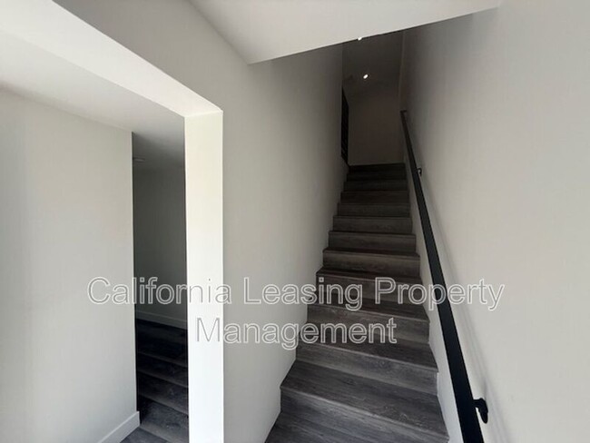 Building Photo - 13753 Aldergrove St