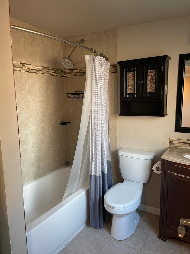 Building Photo - 1325 S Dawson St