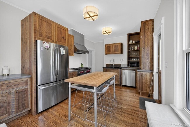 Building Photo - 22 High St