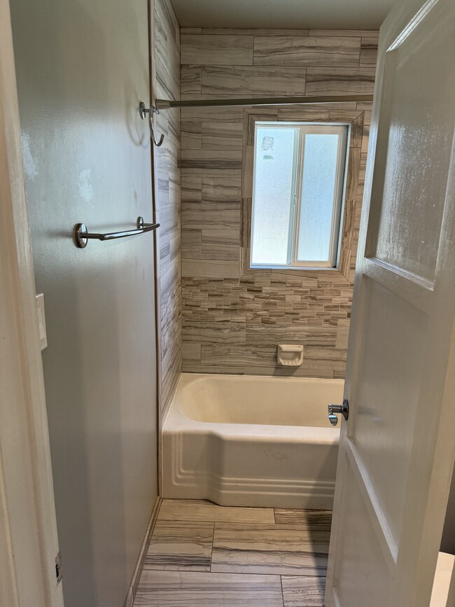 remodeled full bathroom - 4950 Chimineas Ave