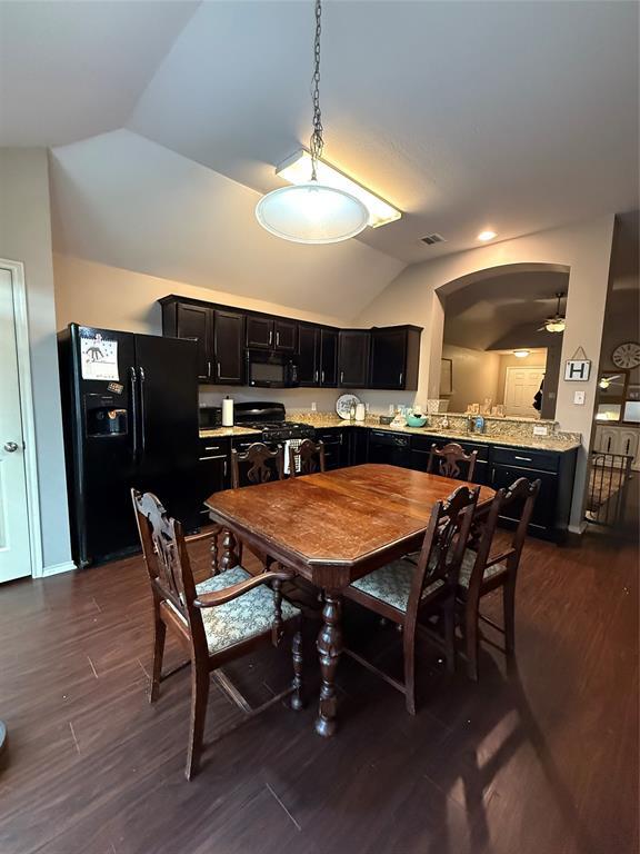 Building Photo - 108 Brookside Dr