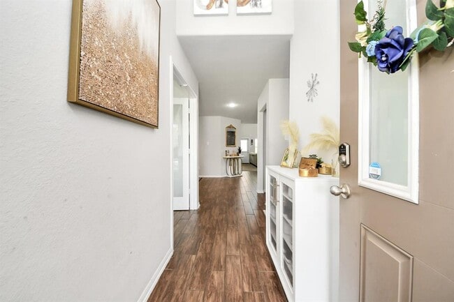 Building Photo - 2643 Ridgeback Dr