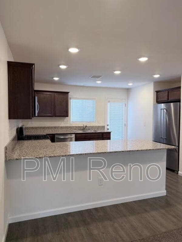 Building Photo - 645 McGill Dr