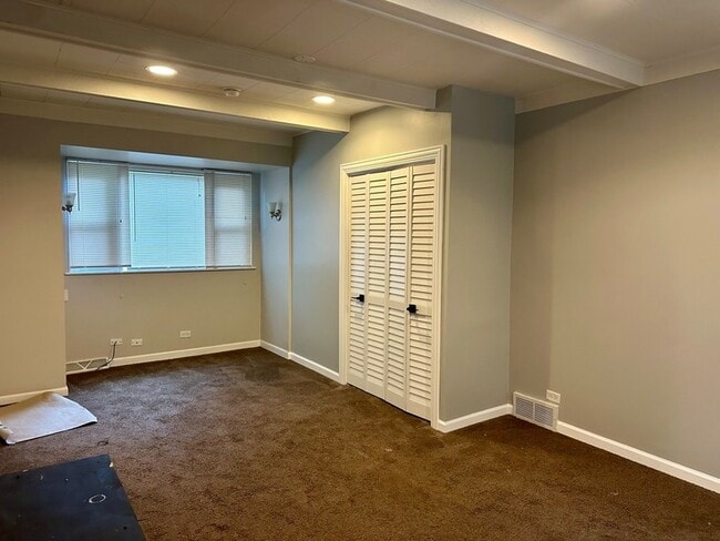 Building Photo - 2652 Woodworth Pl