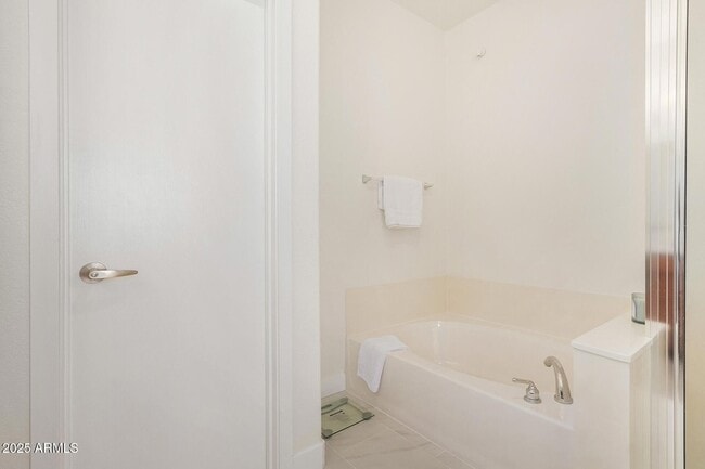 Building Photo - 6745 N 93RD Ave