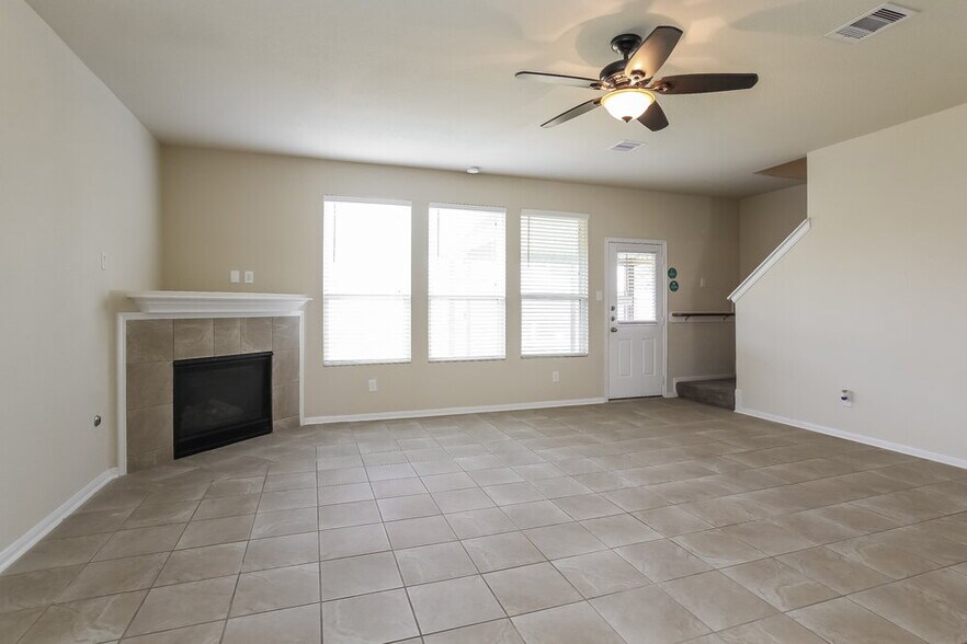 Building Photo - 14807 Waverly Hill Ln