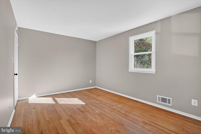 Building Photo - 5307 Kepler Ln