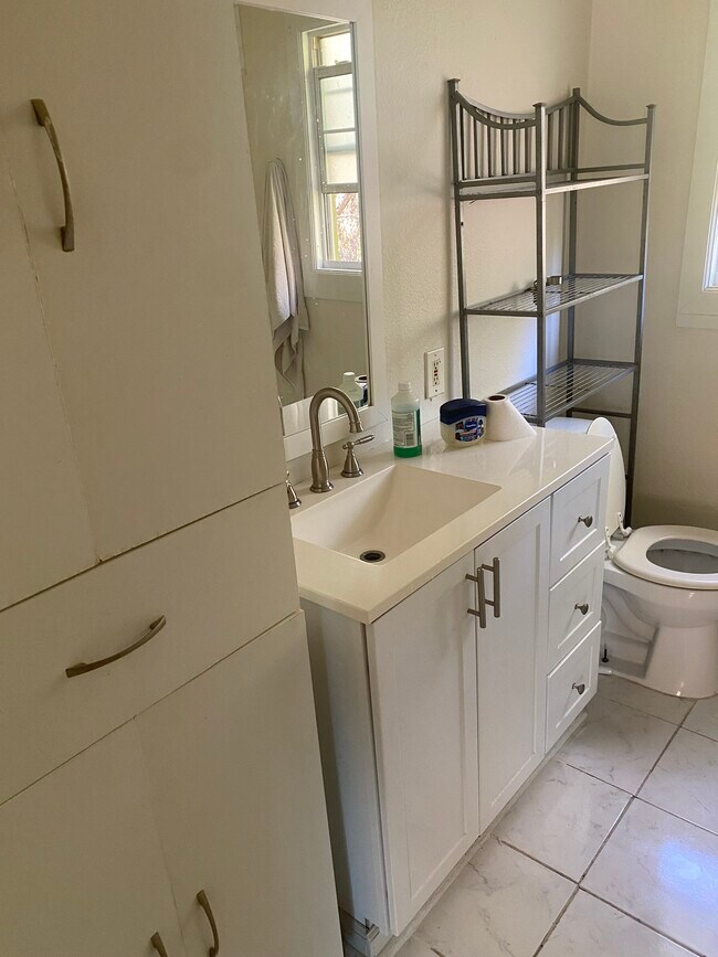 Building Photo - 701 N Claiborne