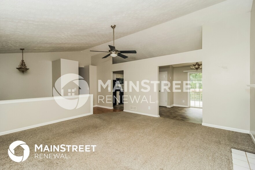 Building Photo - 124 Emerald Pines Dr