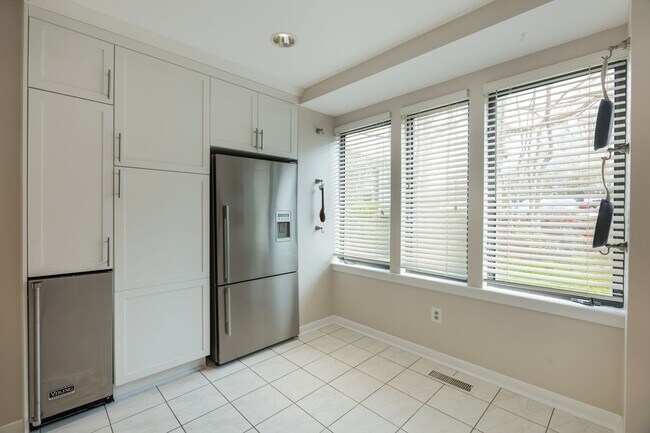 Building Photo - COMING SOON -11030 Thrush Ridge Rd - Liste...