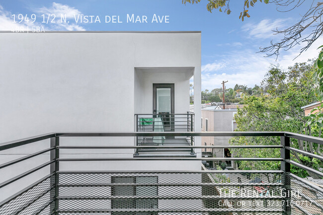 Building Photo - 1949 1/2 N. Vista del Mar Ave-