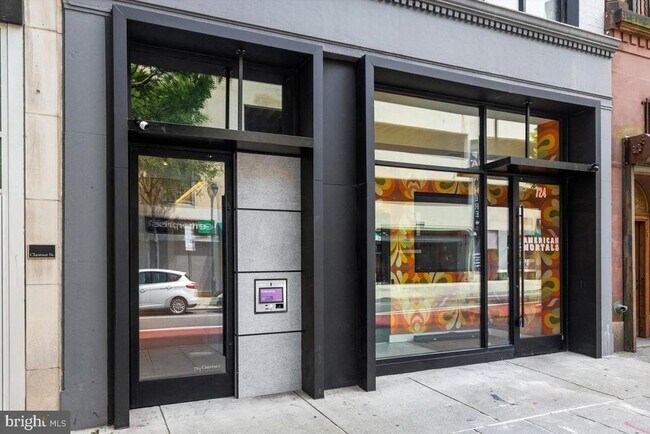 Building Photo - 724 Chestnut St