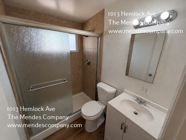 Building Photo - 1013 Hemlock Ave