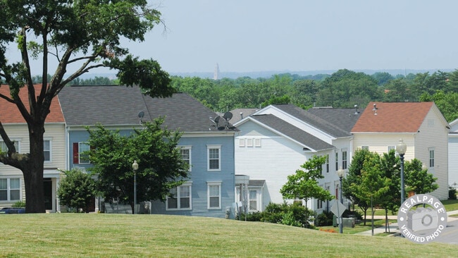 Building Photo - Henson Ridge I