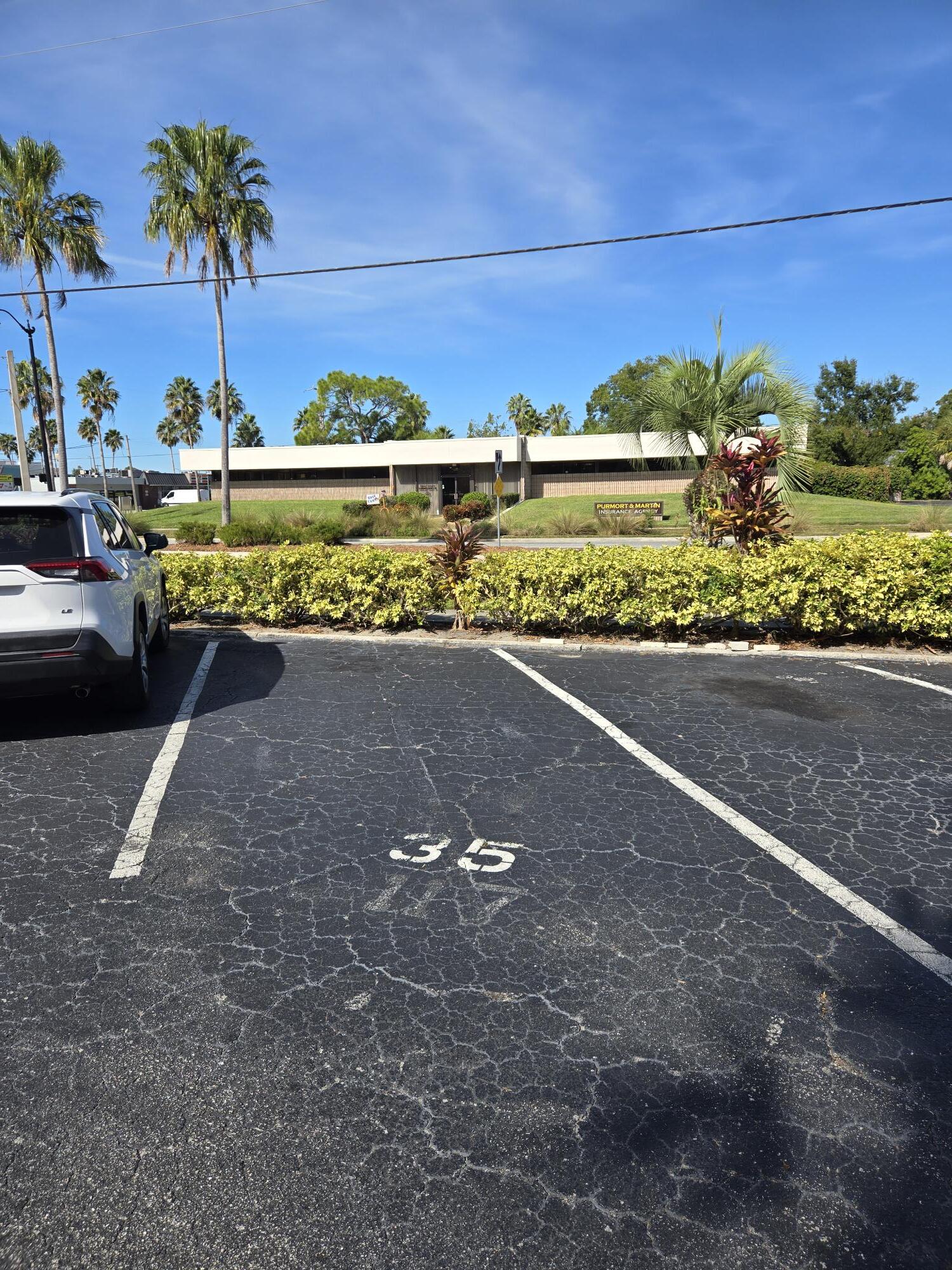 Building Photo - 2304 Ringling Blvd