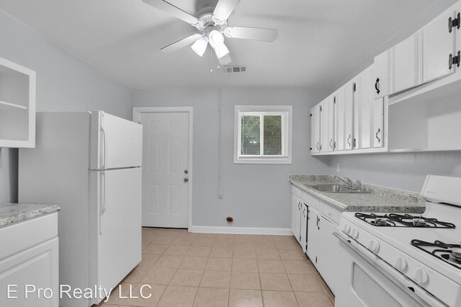 Building Photo - 2 br, 1 bath House - 1200 Panola Rd 2