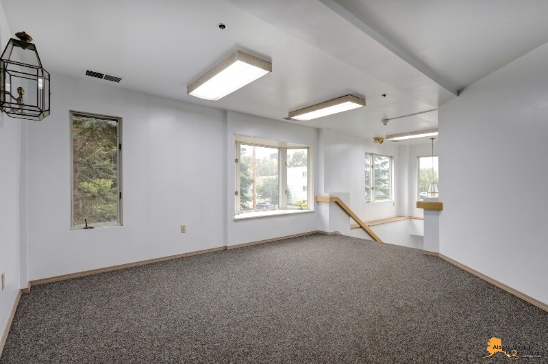 Building Photo - 800 M St