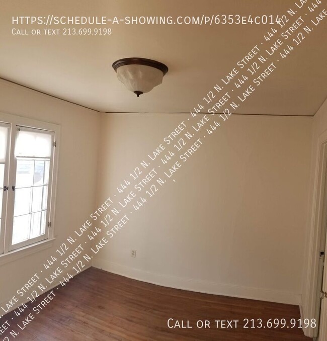 Building Photo - 444 1/2 N. Lake Street-