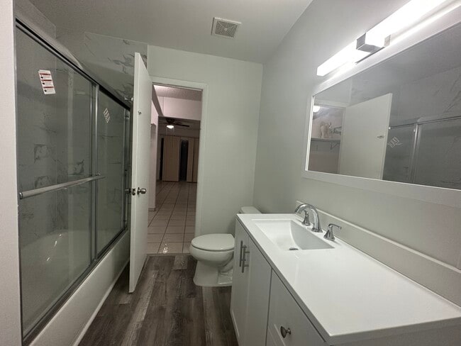 Bathroom - 21444 NW 40th Circle Ct