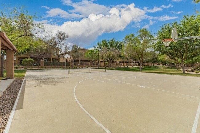 Building Photo - 1350 S Greenfield Rd