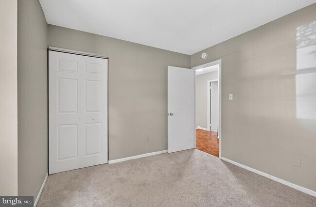 Building Photo - 9821 Owens Ct