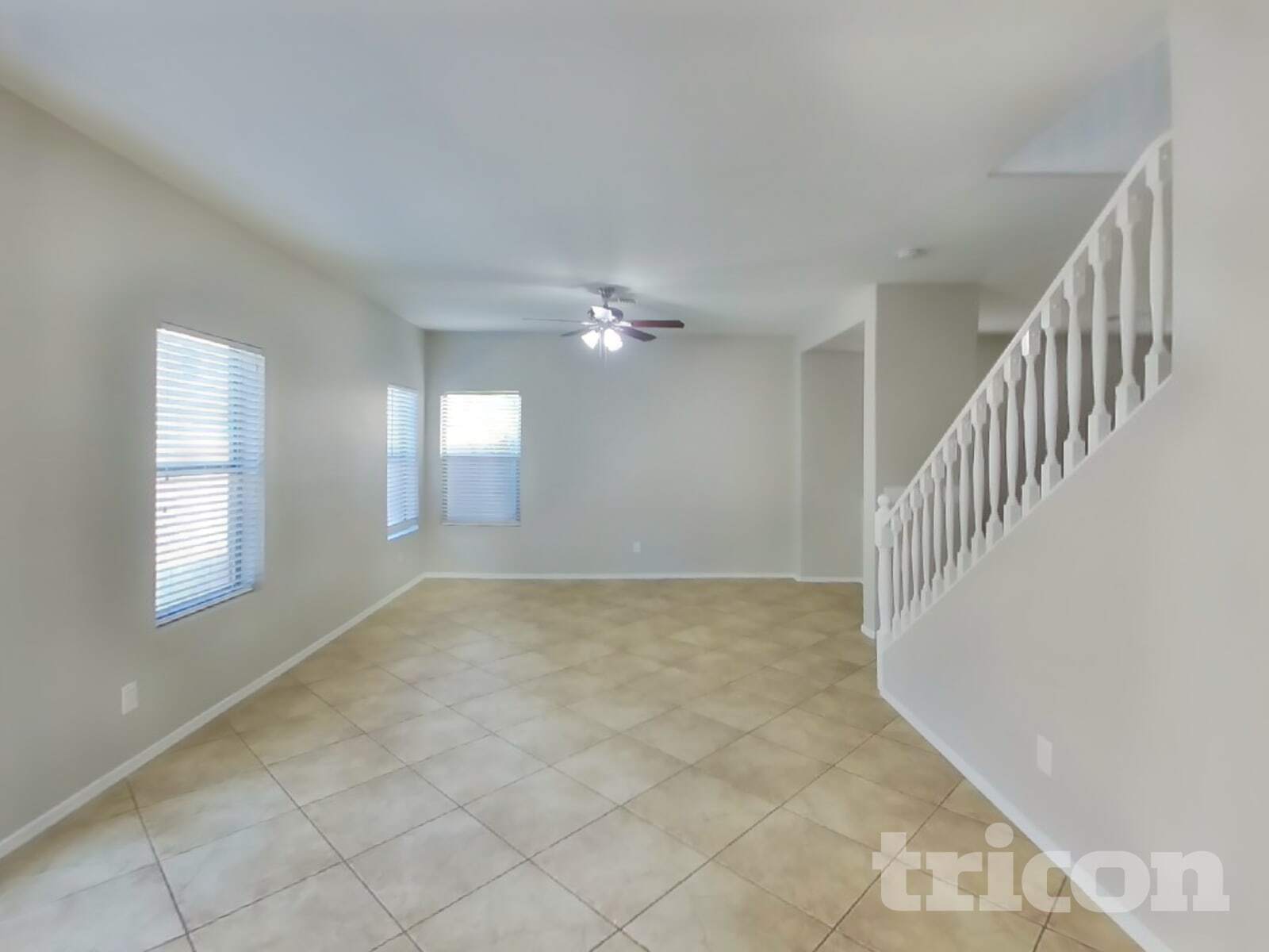 Building Photo - 9526 N 81st Dr