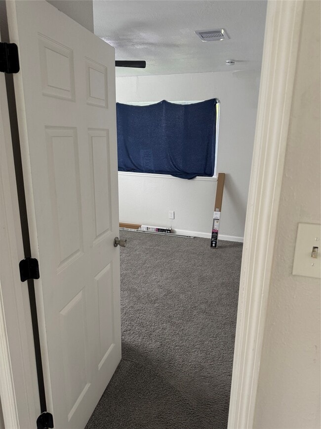 Building Photo - 4215 Botany Ln