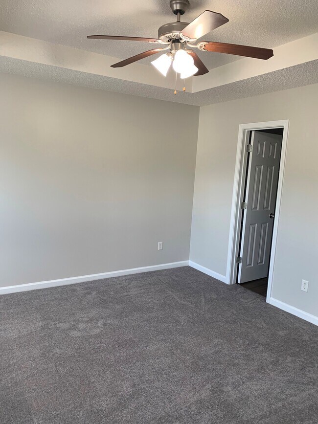 Building Photo - 205 Timber Wolf Trail