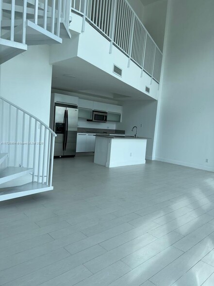 Living Area - 888 Biscayne Blvd