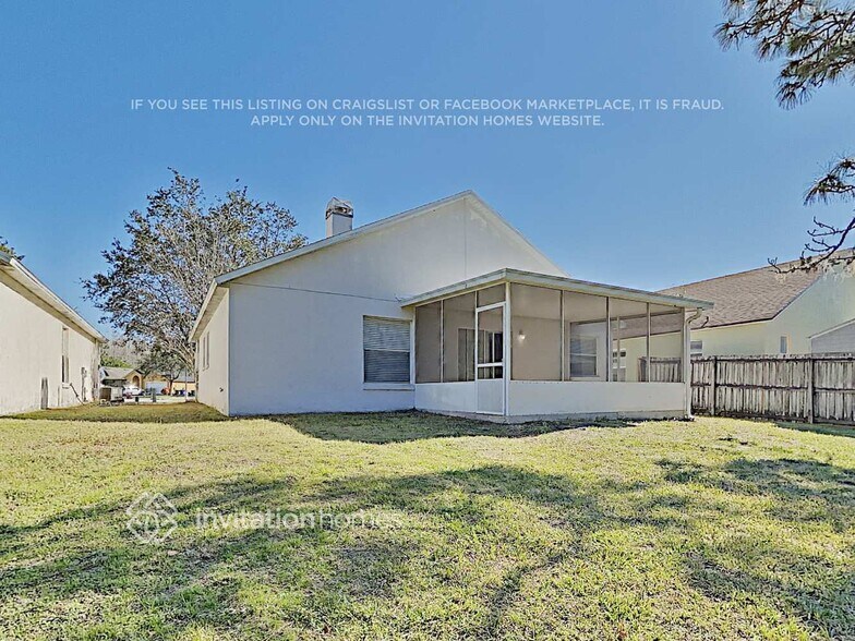 Building Photo - 3372 Jarrett Ct