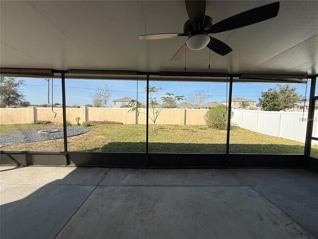 Building Photo - 453 Disa Dr