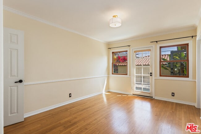 Building Photo - 1976 S Preuss Rd