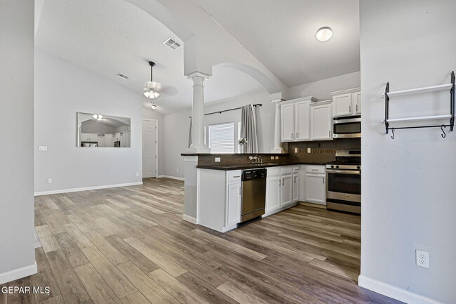 Building Photo - 7213 Copper Trail Ave