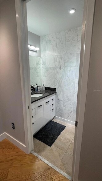 Building Photo - 150 E Robinson St