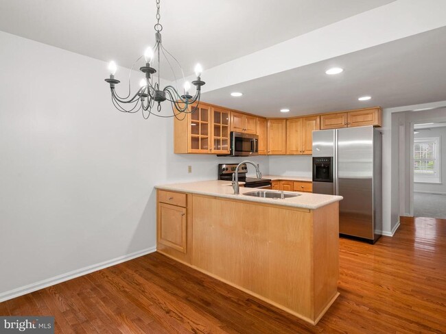 Building Photo - 1616 Todd Ln