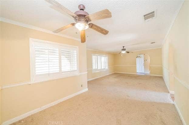 Building Photo - 17433 Sultana St