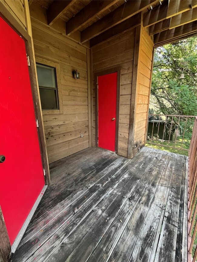 Building Photo - 5309 Indio Dr