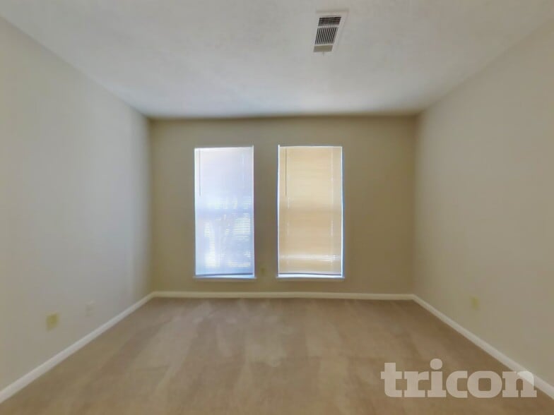 Building Photo - 12027 Arrowhead Glen Dr